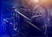 ÚJ, LUXTER GREY SZÍNBEN IS ELÉRHETŐ A PINARELLO DOGMA XC!