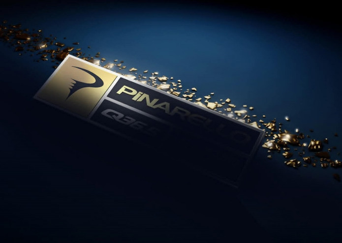 HIVATALOS: TOM PIDCOCK CSAPATA PINARELLO - Q36.5 NÉVEN FOLYTATJA