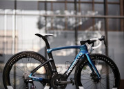 STARRY RED ÉS LUXTER SHINY - a PINARELLO DOGMA F SZTÁRSZÍNEI